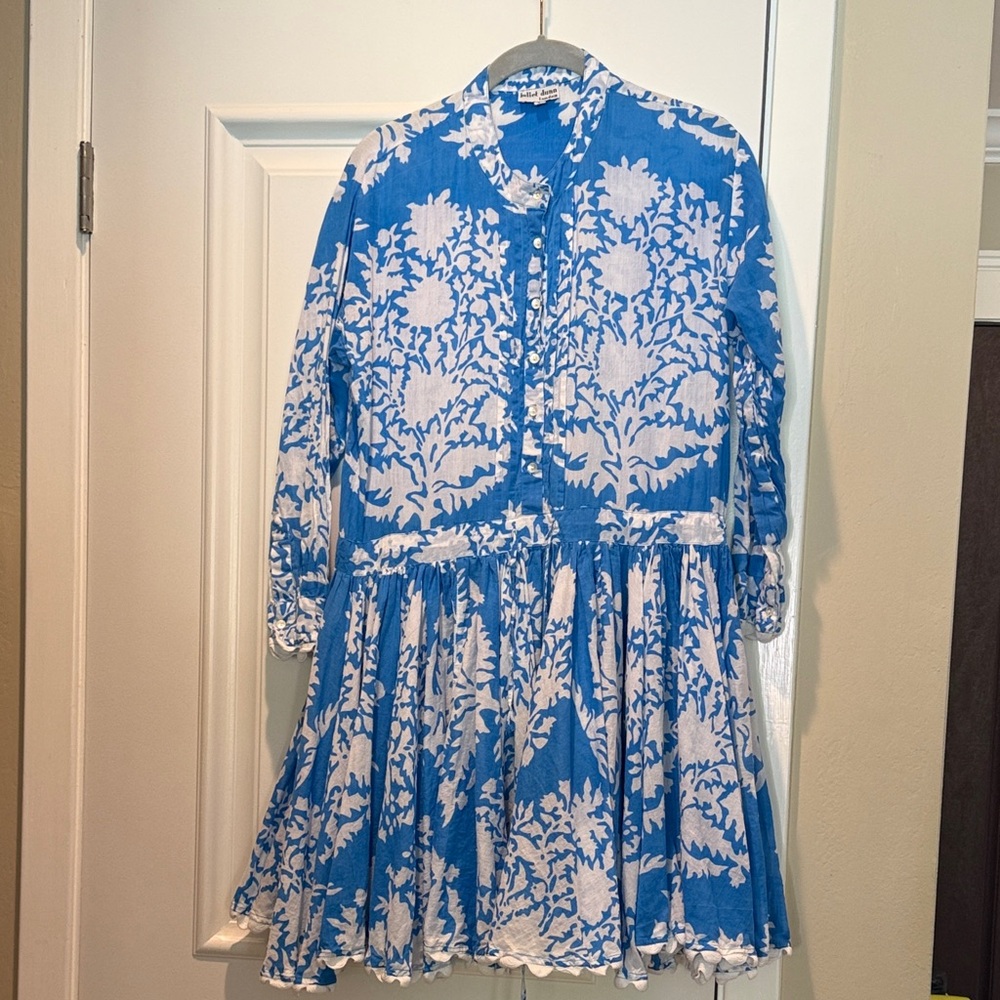 Juliet Dunn Beautiful Full Sweep Blue and White Floral Dress Size 6/8